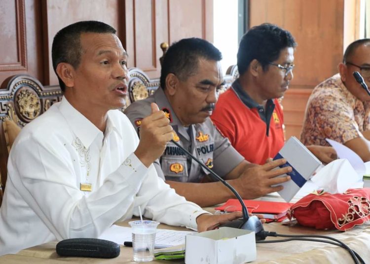Walikota Pariaman, Genius Umar pimpin rapat persiapan peletakan batu pertama pasar Parisman, Jumat, (6/12).