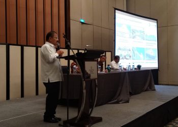 Bupati Padangpariaman, Ali Mukhni sampaikan revisi RTRW Padangpariaman di hadapan Kementerian Agraria dan Tata Ruang di Jakarta, Rabu, (18/12).