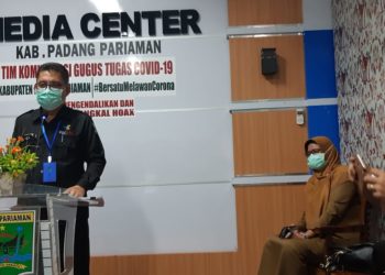 Tim Satgas Covid Padangpariaman lakukan jumpa pers, Selasa, 28/4.