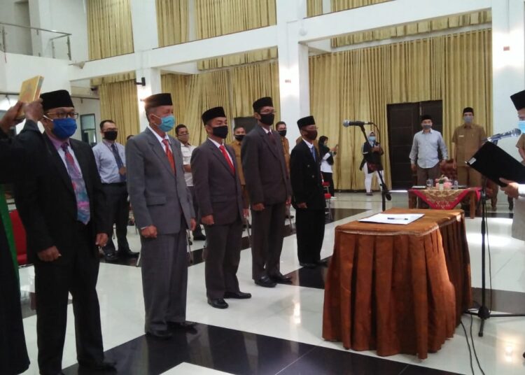 Pelantikan pengurus Baznas Padangpariaman di Kantor Bupati, Selasa, 14/7.