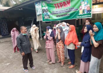 Ali Mukhni saat berkunjung ke panti asuhan Muhammadiyah Kuraitaji.