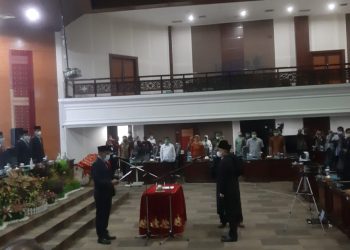 Pelantikan Daswanto di DPRD Sumbar, Kamis, 7/1.