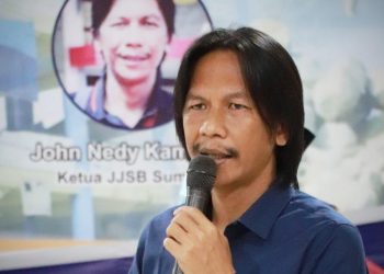 John Nedy Kambang.
