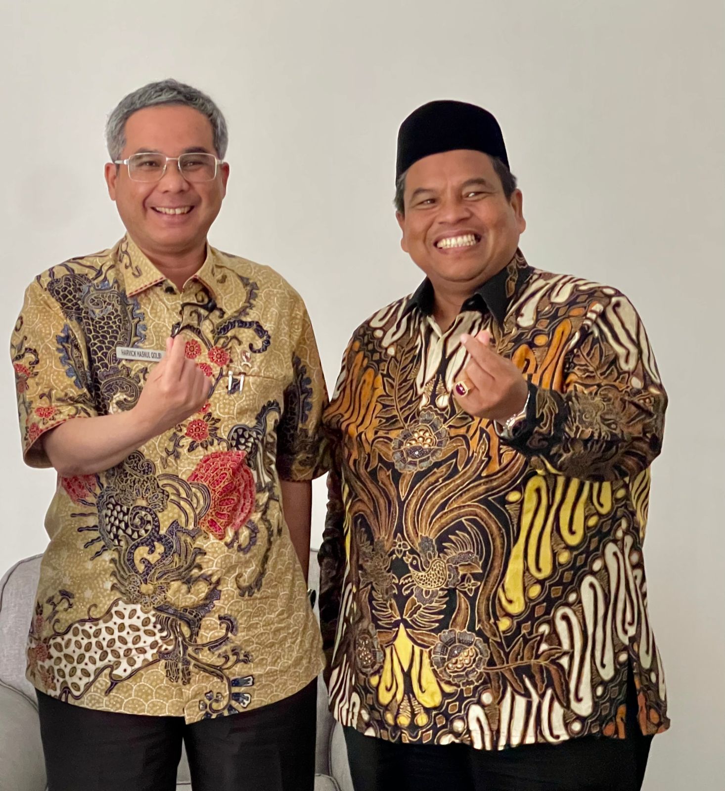 Suhatri Bur bersama Wakil Menteri Pertanian.