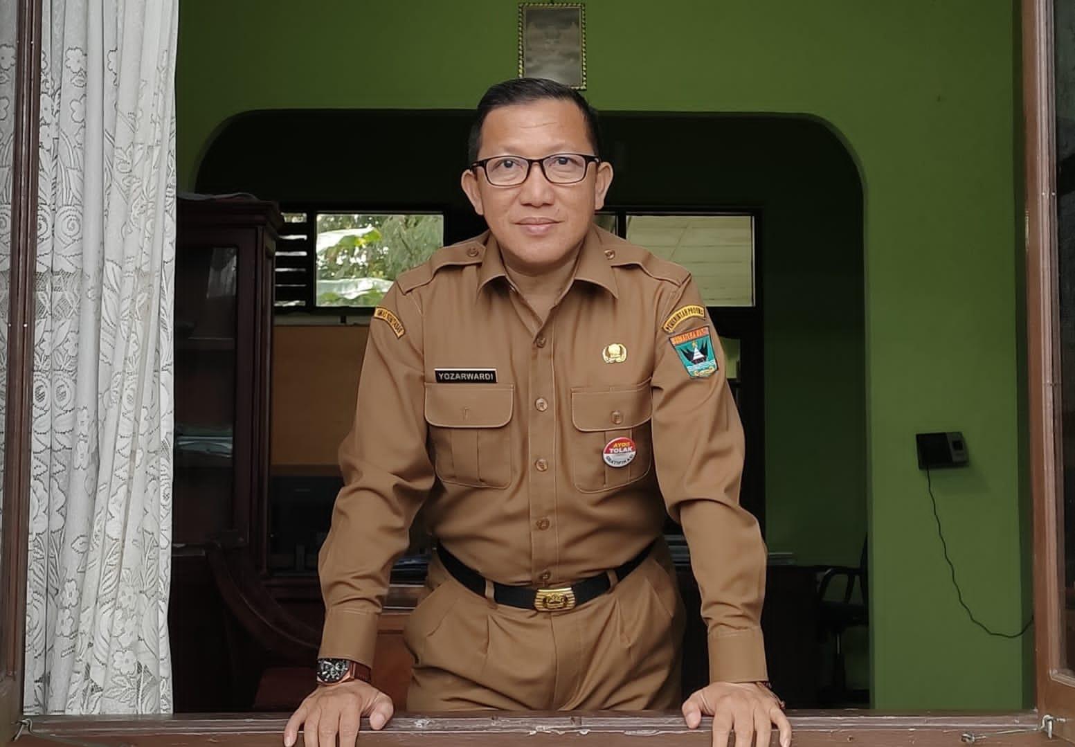 Pj Sekda Sumbar, Yozarwardi Usama Putra.